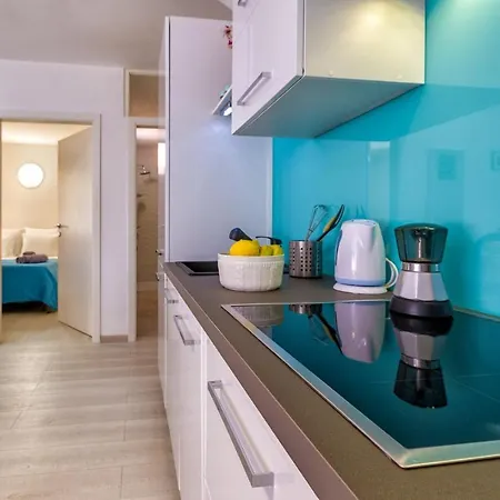 Guest house Jelena, 3*
