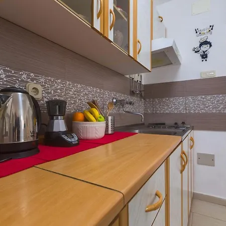 Jelena, Guest house