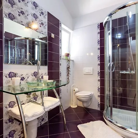 Jelena, 3* Mali Losinj